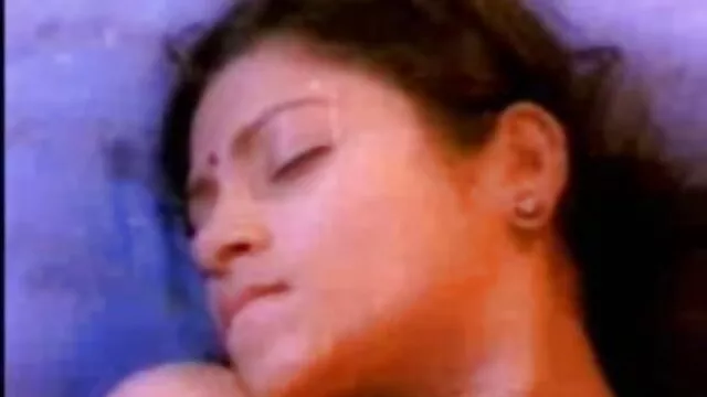 బూటీఫుల్ అందగత్తె సెక్స్‌పాట్ లేలా ప్రైస్ తన సెక్స్ ఫిలిం వీడియో తెలుగు ప్రేమికుడికి హాట్ బ్లోజాబ్ ఇస్తుంది